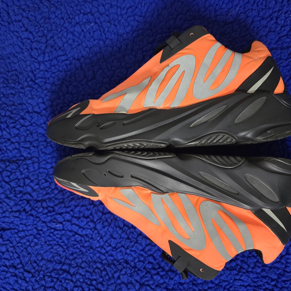 Yeezy 700 Great Condition